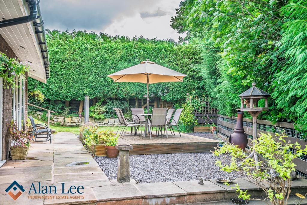 Patio Dining Area