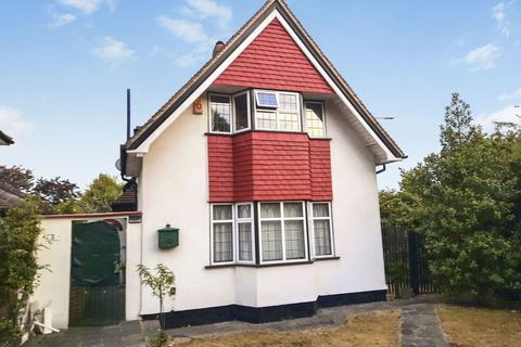 2 bedroom detached house for sale, Old Hatch Manor, Ruislip HA4