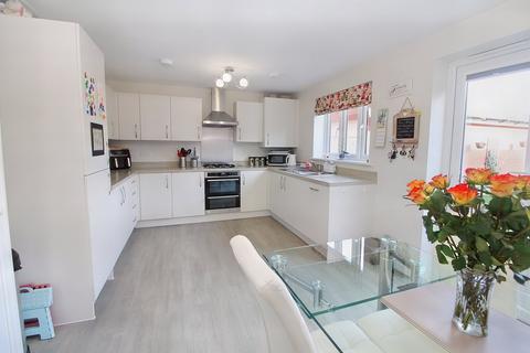 5 Centenary Place, Blunham, Bedford, MK44 3FA