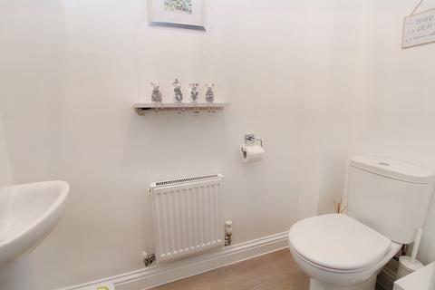 5 Centenary Place, Blunham, Bedford, MK44 3FA