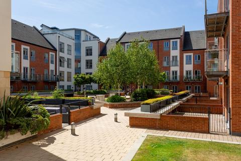 2 bedroom flat for sale, Cordwainers Court, Black Horse Lane, York, YO1 7NE