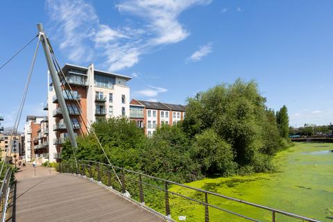 2 bedroom flat for sale, Cordwainers Court, Black Horse Lane, York, YO1 7NE