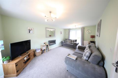 undefined, Dovestone Way, Kingswood, Hull