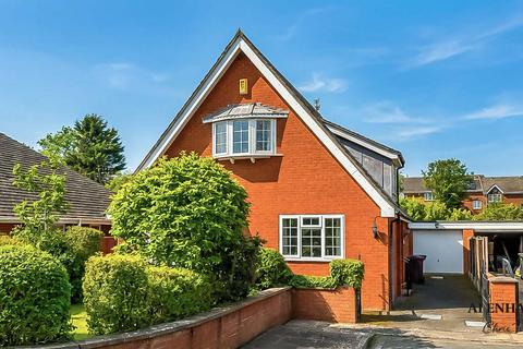 3 bedroom detached house for sale, Oxford Gardens, Southport PR8