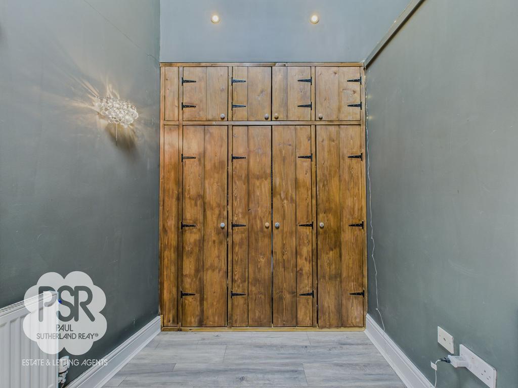 Main Bedroom - Dressing Area