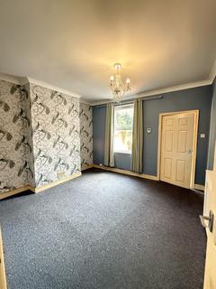 3 bedroom terraced house to rent, Highfield Road, Rowley Regis B65