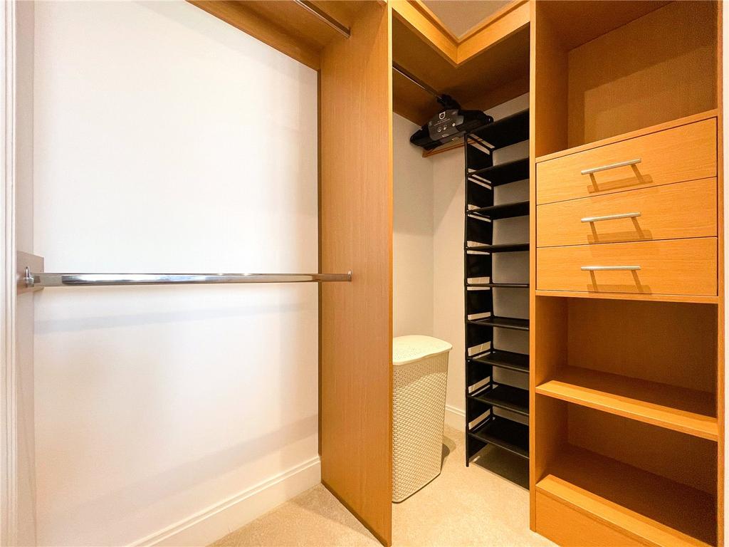 Walk In Wardrobe