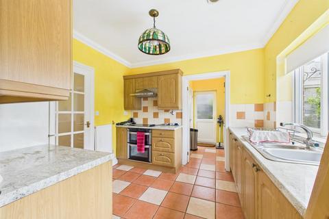 3 bedroom detached bungalow for sale, Monksford Street, Kidwelly
