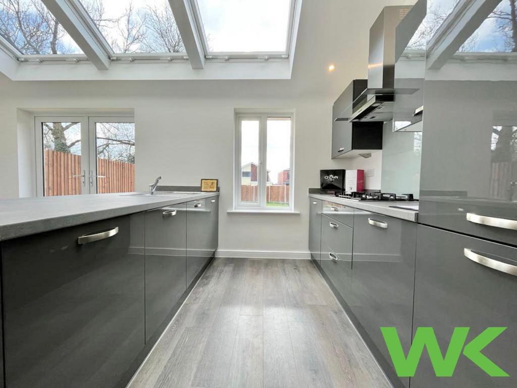 Fitted Breakfast Kitchen