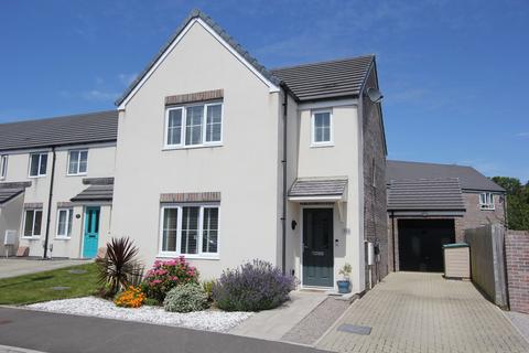 3 bedroom detached house for sale, Plasnewydd Walk, Llantwit Major, CF61