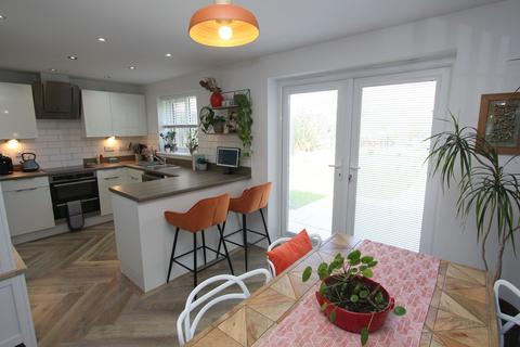 3 bedroom detached house for sale, Plasnewydd Walk, Llantwit Major, CF61