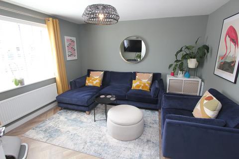3 bedroom detached house for sale, Plasnewydd Walk, Llantwit Major, CF61