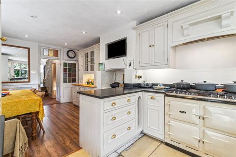 4 bedroom terraced house for sale, Chestnut Grove, London, SW12