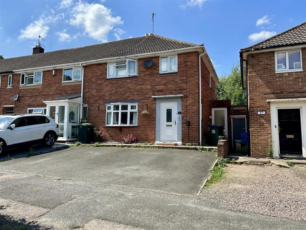 Briery Close Cradley Heath 1.jpg