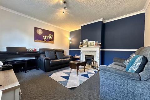3 bedroom end of terrace house for sale, Briery Close, Cradley Heath