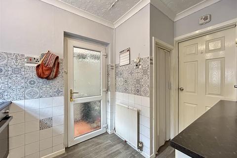 3 bedroom end of terrace house for sale, Briery Close, Cradley Heath