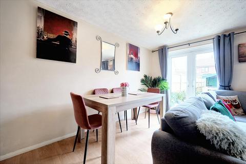 3 bedroom house for sale, Sharpley Court, Coventry CV2