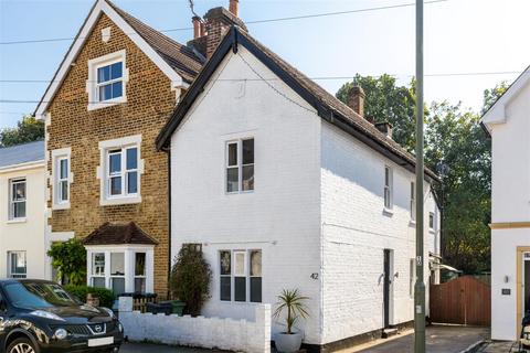 3 bedroom semi-detached house for sale, Holmesdale Road, Reigate