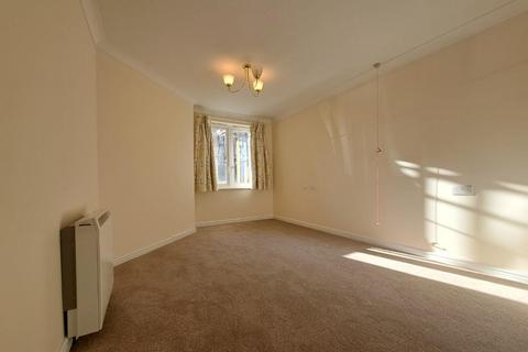 undefined, 17 Oyster Lane, West Byfleet KT14