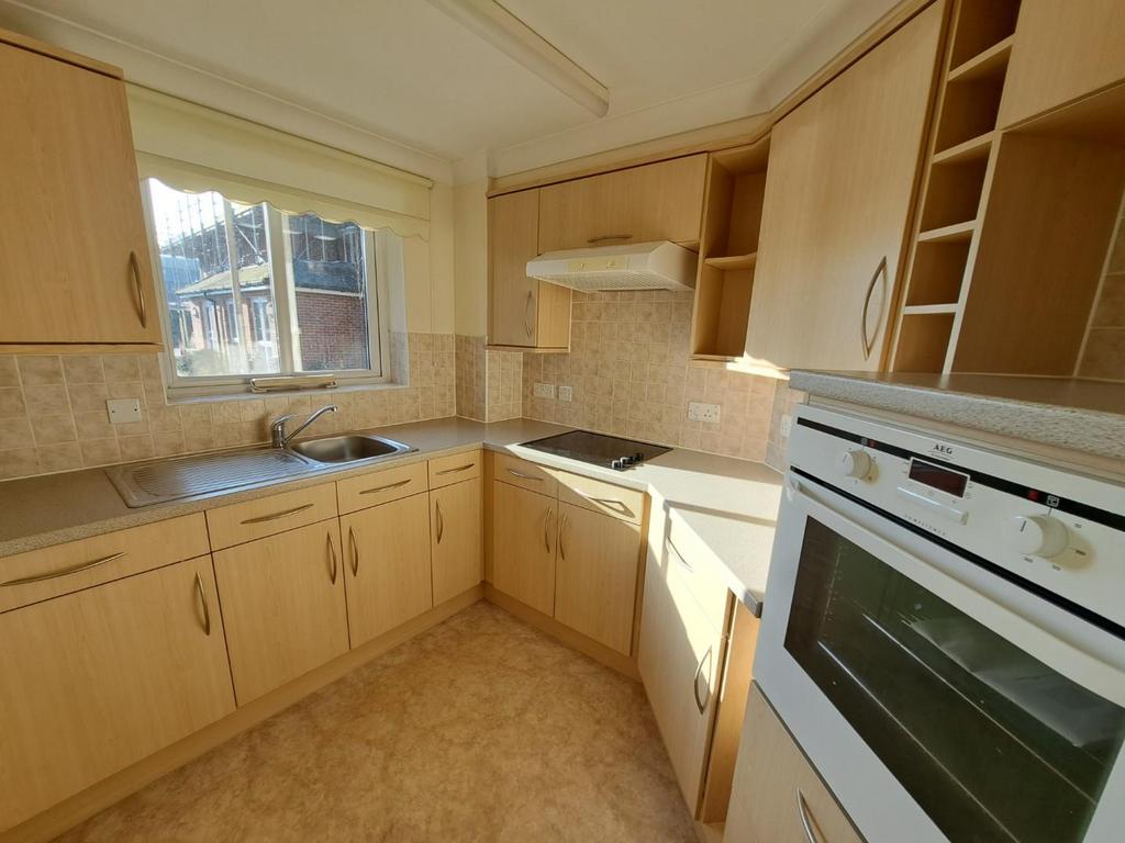 Kitchen4.jpg