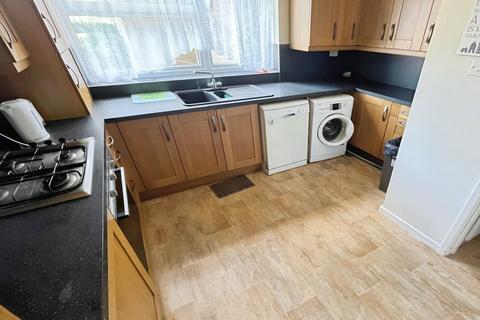 3 bedroom flat for sale, Mulroy Road, Sutton Coldfield