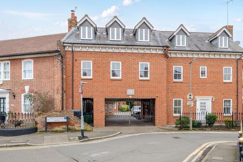 1 bedroom apartment for sale, Monument Green, Weybridge, KT13