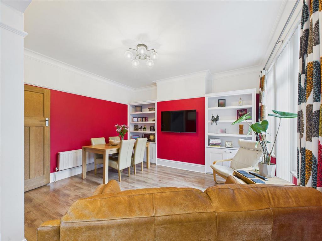 Living/Dining Room