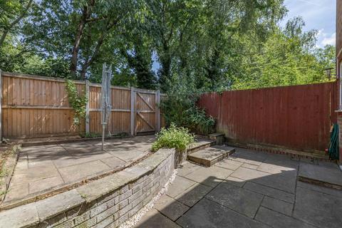 undefined, Nutley Close, Ashford, Kent, TN24