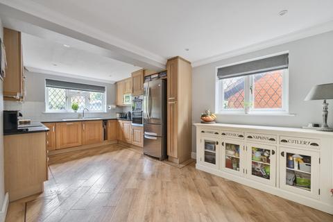 4 bedroom detached house for sale, Fletcher Gardens, Berkshire RG42