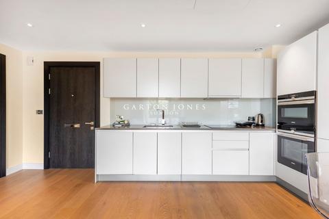 2 bedroom apartment for sale, Altissima House, 340 Queenstown Road, London, SW11