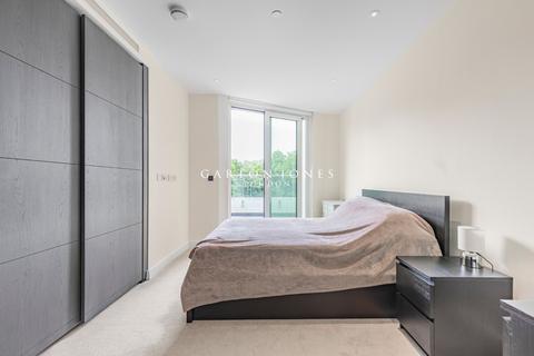 2 bedroom apartment for sale, Altissima House, 340 Queenstown Road, London, SW11