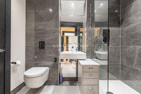 2 bedroom apartment for sale, Altissima House, 340 Queenstown Road, London, SW11