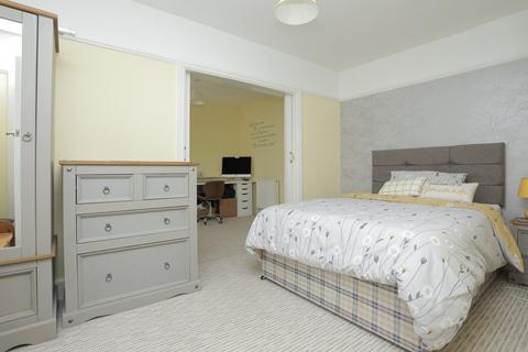 16 Epple Bay Road, Birchington, CT7 9EN