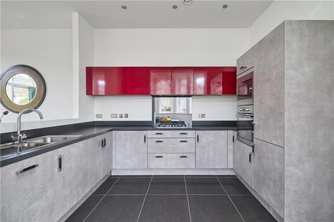 2 bedroom bungalow for sale, Norwood Drive, Menston, Ilkley, West Yorkshire, LS29