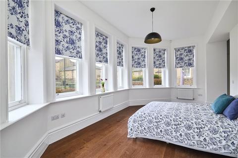 2 bedroom bungalow for sale, Norwood Drive, Menston, Ilkley, West Yorkshire, LS29