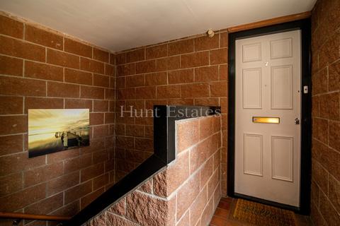 1 bedroom flat for sale, La Rue Horman, Grouville, Jersey. JE3 9GW
