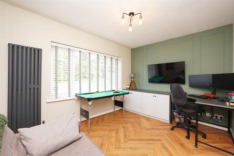 2 Broughton Close, Askam-in-furness, LA16 7HQ
