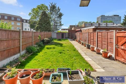 61 Marnell Way, Hounslow, TW4 7LZ