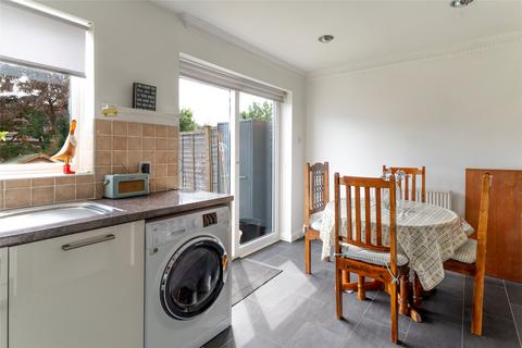 56 Abinger Drive, Redhill, RH1 6SY