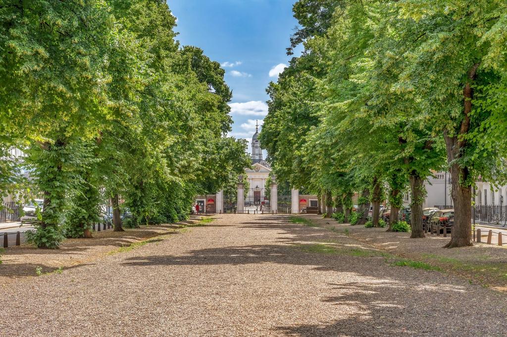 Royal Avenue