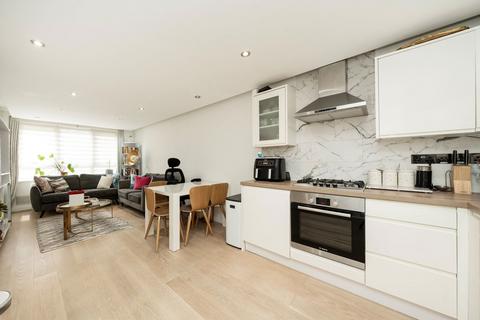 2 bedroom flat for sale, Ashbridge Street, London NW8