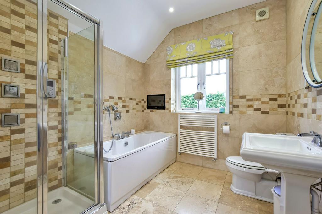 4-Piece Family Bathroom