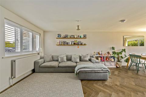 undefined, Fearnley Crescent, Hampton