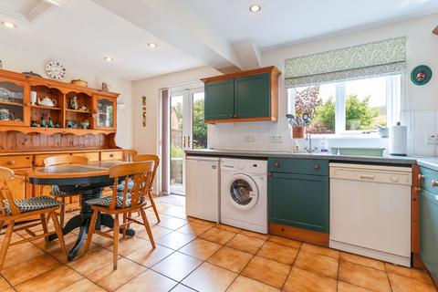 3 bedroom detached house for sale, Myrtle Drive, Rogerstone, NP10