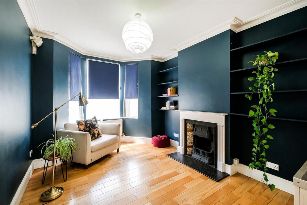 12 Latimer Avenue-2 web.jpg