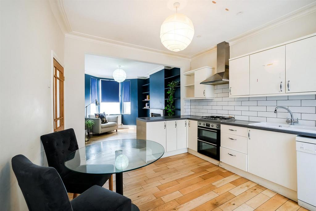 12 Latimer Avenue-11 web.jpg
