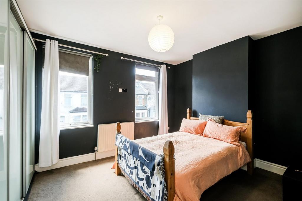 12 Latimer Avenue-23 web.jpg