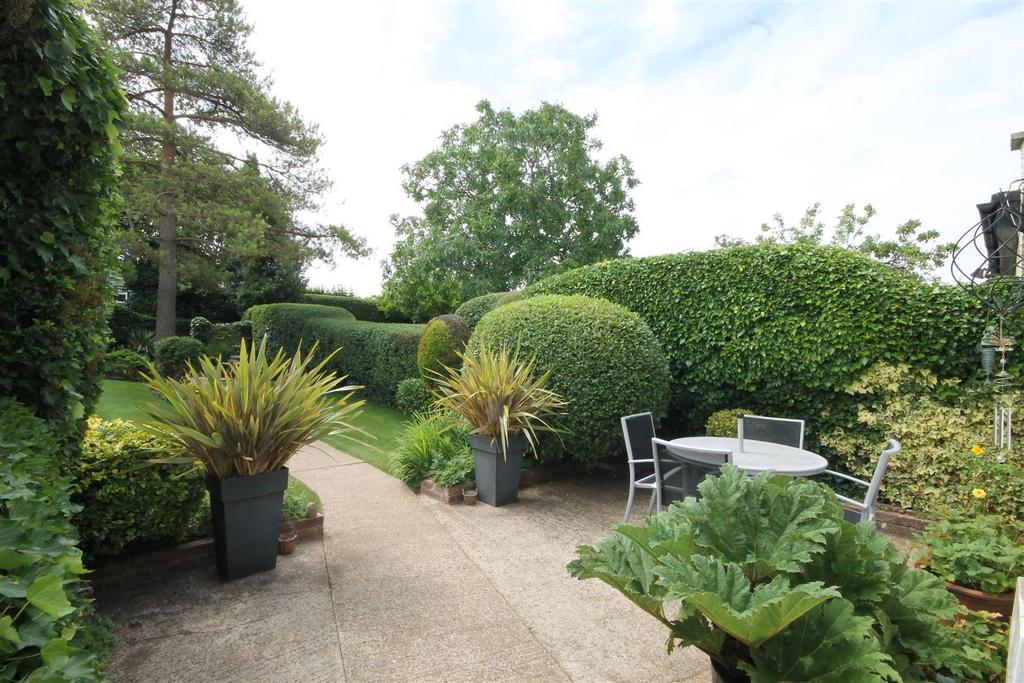 .garden1.JPG