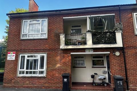 Studio for sale, Chingley Close, Bromley BR1