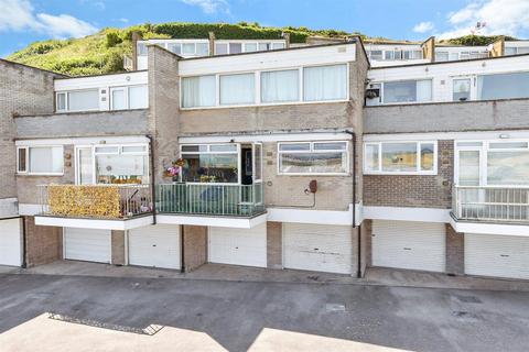 2 bedroom flat for sale, Fort Road, Newhaven, East Sussex